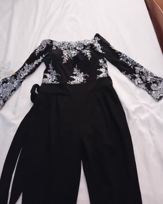 Tuta elegante con strass