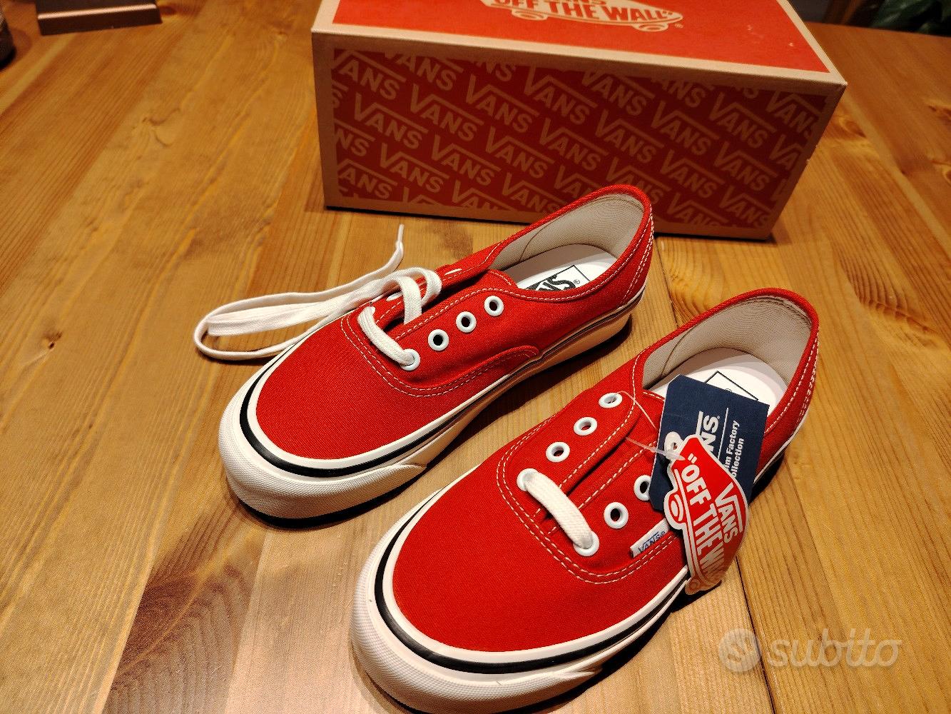 Vans bianche rosse sales