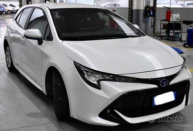 Toyota Corolla 1.8 Hybrid Business