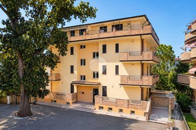 4 LOCALI A CORROPOLI