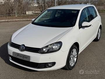 VOLKSWAGEN Golf 1.6 TDI DPF DSG 5p. UNIPROPRIETA