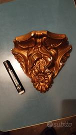 Antica mensola in gesso vintage colore oro