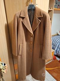 Piacenza 1733. Cappotto in lana e mohair.