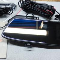 specchietto retrovisore dashcam 