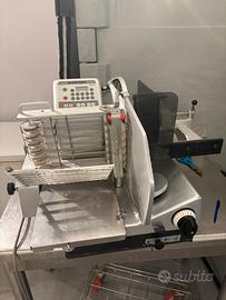 Affettatrice automatica bizerba