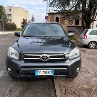 Toyota RAV 4 RAV4 2.2 D-4D 136 CV Luxury
