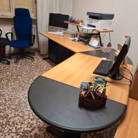 Scrivania ufficio