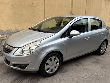 Opel corsa 1.2gpl