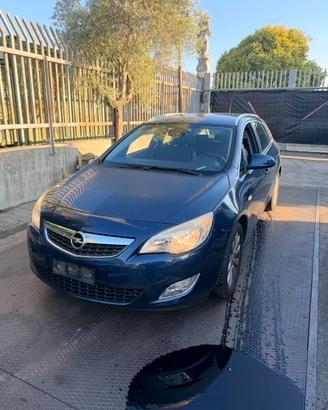 Ricambi Opel Astra 1.7 CDTI SW Anno 2011 Codice Mo