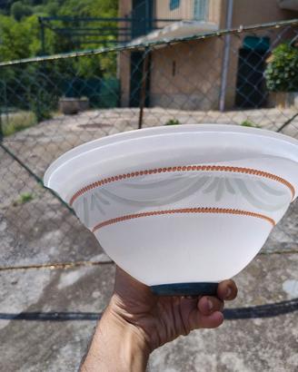 Lampada applique in vetro satinato con greca