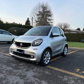 SMART ForTwo 70 1.0 Passion con NAVIGATORE