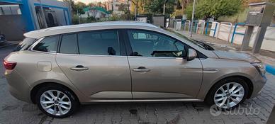 Renault Megane Sporter  Intense  EDC