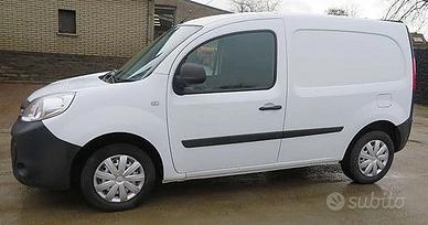 Renault Kangoo - permuto auto moto