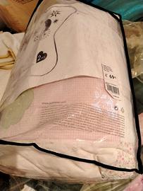 Paracolpi e piumone coordinati Prenatal bambina