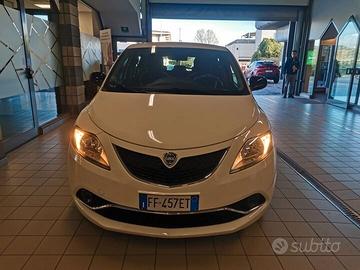 Lancia Ypsilon 1.2 69 CV 5 porte GPL Ecochic Gold