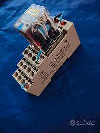 Relè OMRON MY4IN 24VDC con zoccolo PYF14S