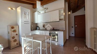 2 LOCALI A BAGNOLO SAN VITO