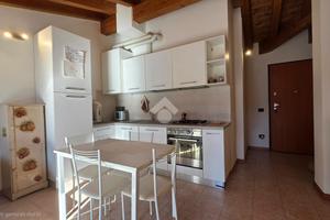 2 LOCALI A BAGNOLO SAN VITO