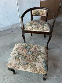 Poltroncina vintage con poggiapiedi