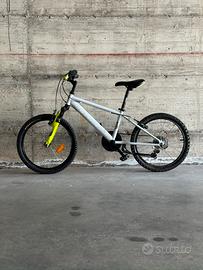 Mountain bike Decatlon  ruote 20
