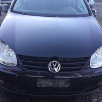 Golf 5 2.0 tdi 4 motion vendiamo ricambi golf 5