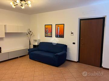 4 LOCALI A CORBETTA