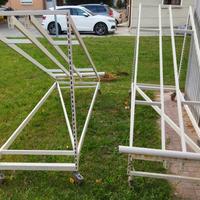 2 CARRELLI ESPOSITIVI CON RUOTE INFERRO VERNICIATO