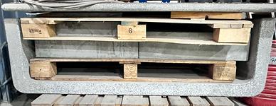 Tavolo da giardino in granito