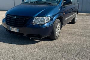 Crysler Voyager 2.5 Diesel