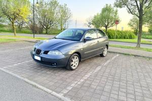 Seat Ibiza 1,4 benzina neopatentati sport