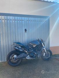 Ducati monster 696, omologato A2