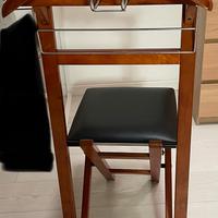 APPENDIABITI IN LEGNO CON SEDUTA