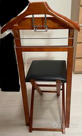 APPENDIABITI IN LEGNO CON SEDUTA