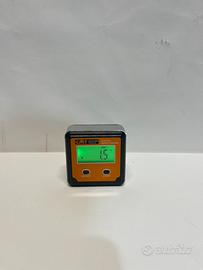 Goniometro digitale tascabile con calamita CMT