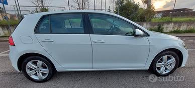 GOLF 7,5 CAMBIO AUTOMATICO DSG 1,5 METANO 130 CV N