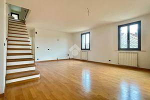 5 LOCALI A ASCOLI PICENO