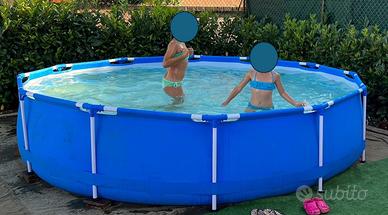 Piscina esterna di libera installazione