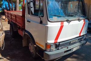 Om 50-10 trilaterale ribaltabile