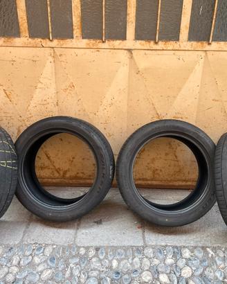 Pneumatici 255 45 19 Falken