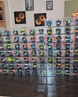 collezione caschi valentino rossi