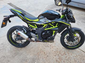 Kawasaki Z125(2021) - 11.000km - Scarico Akrapovic