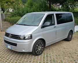 Volkswagen Multivan 140 CV 2010