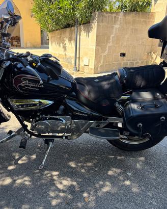 Moto hyosung aquila 2012