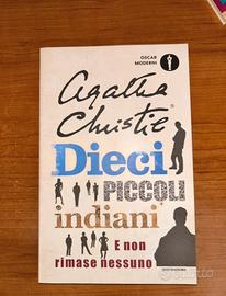 Libro "dieci piccoli indiani e non ne rimase nessu