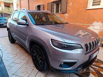 Jeep Cherokee 2.2 Longitudine