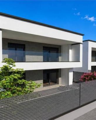 Appartamento di 90 m² con 3 locali e box auto a Ca