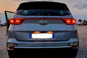 KIA SPORTAGE 4 serie 2WD Business 136cv DCT7 LEGGI
