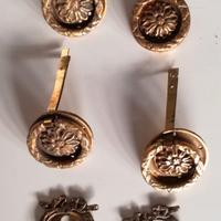 Maniglie antiche per comò