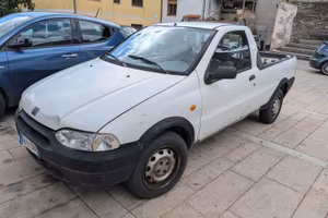 Fiat Strada 1.9D del 2003 con 93.000km