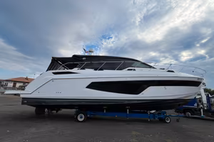 2021  Azimut 51  full
